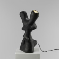 <a href="https://www.galeriegosserez.com/artistes/donnersberg-emma.html">Emma Donnersberg</a> - Penzai - Lampe à poser